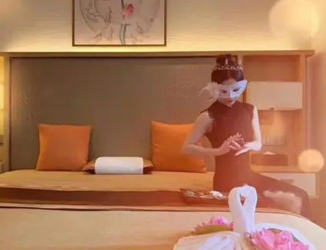 我在重庆体验了下高端男士按摩spa会馆，私人会所花样超多